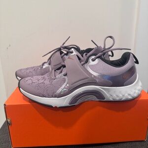 *New* Nike Renew In-Season TR 12 PRM Purple Smoke Women's 9.5